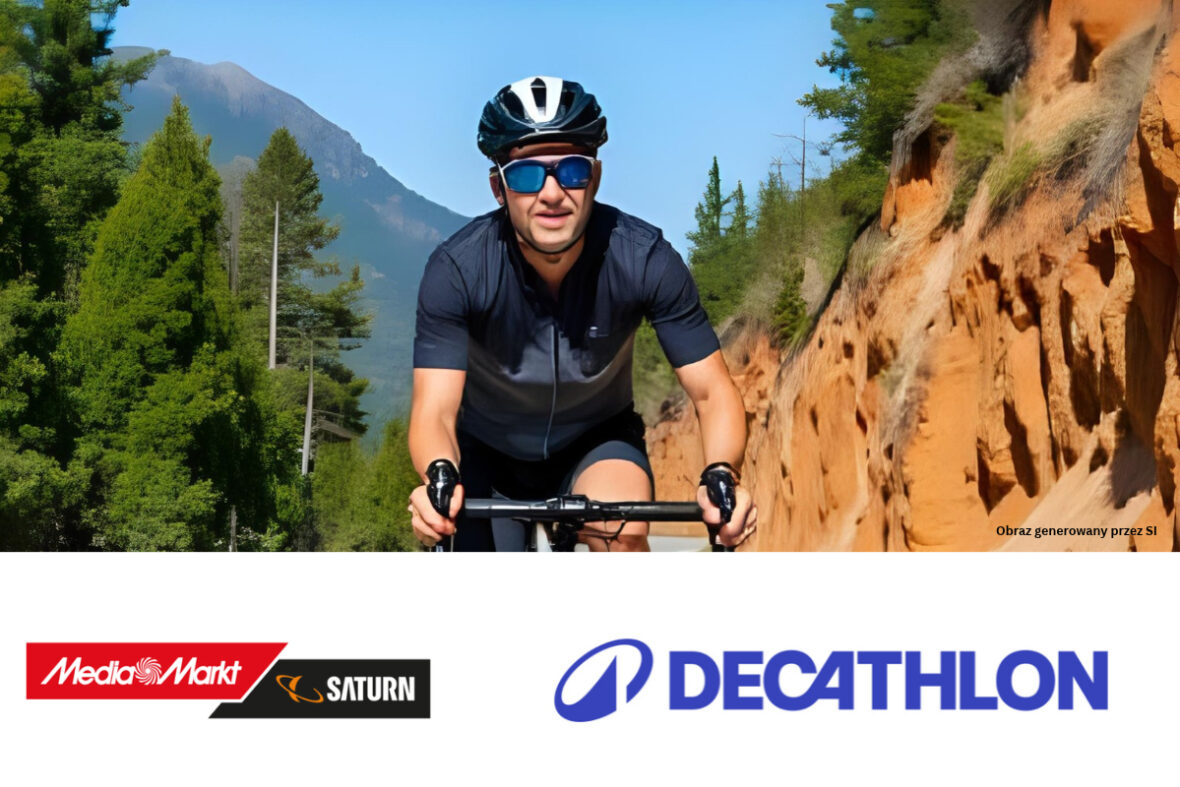 Kolarz na drodze między żółtymi skałami i lasem, na pierwszym planie logo MediaMarktSaturn i Decathlon